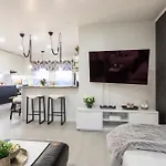 Vasko Luxurious Suites, Firefox