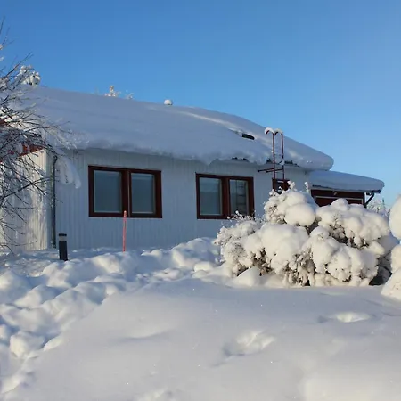 Vasko Luxurious Suites, Firefox 木屋 罗瓦涅米