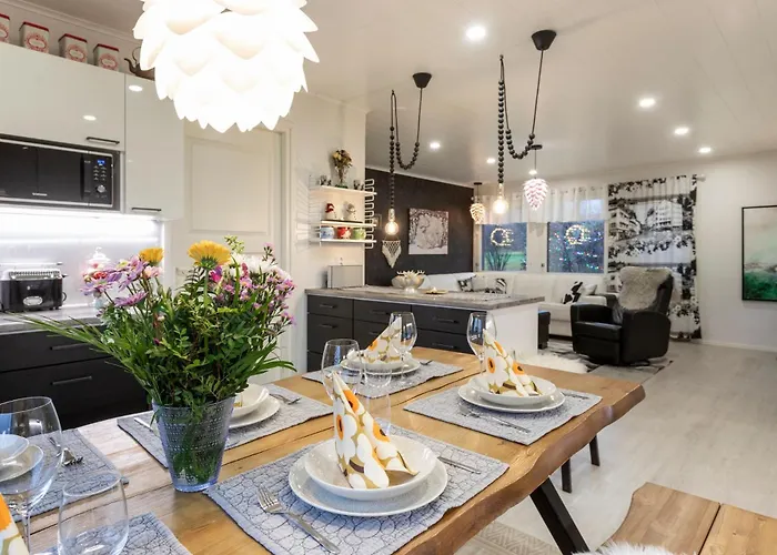 Vasko Luxurious Suites, Firefox 木屋 罗瓦涅米