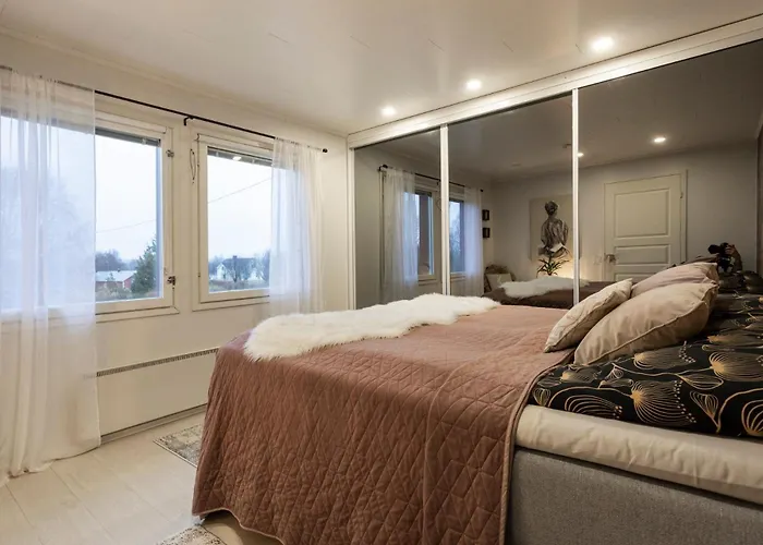 Vasko Luxurious Suites, Firefox 木屋 罗瓦涅米